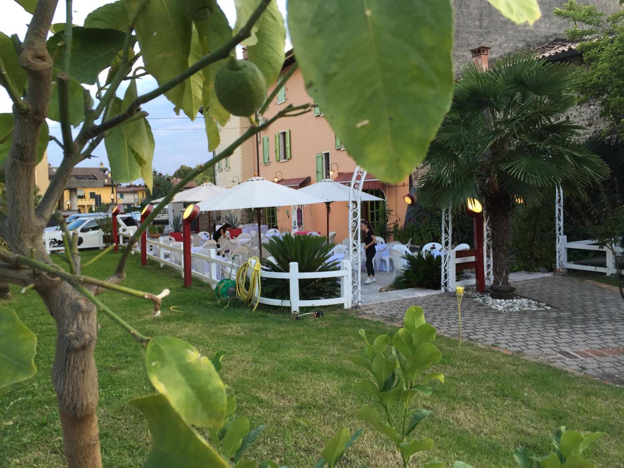 Albergo Al Cacciatore Tortellinando Valeggio sul Mincio Dış mekan fotoğraf